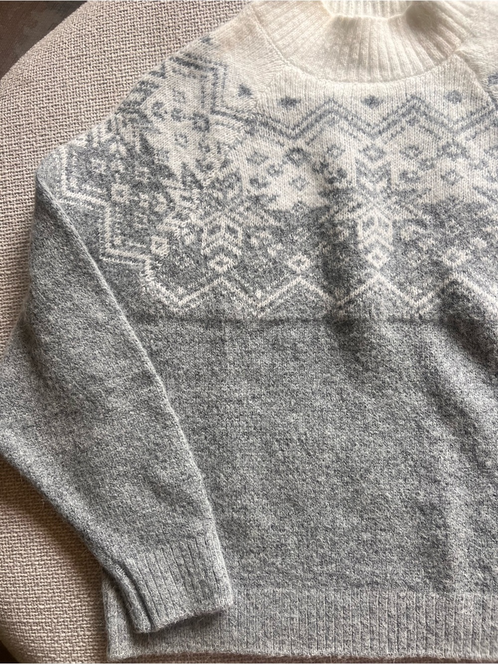 Old Navy Fair Isle Nordic Wool Blend Sweater Grey Cream Large
